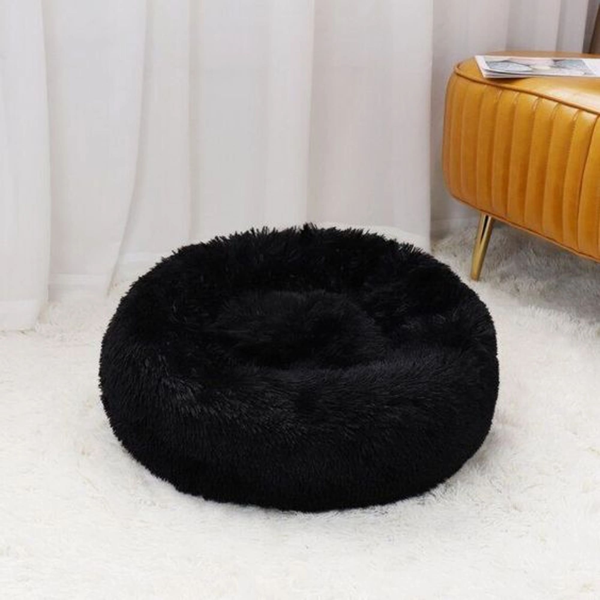 Black Furry Pet Bed – Super Soft & Comfy Summer For Cats & Dogs